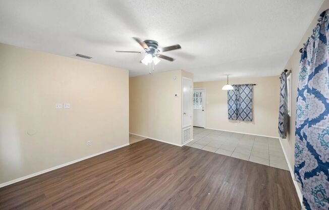 Gorgeous 3BD/ 1BA Home for Rent-Mobile