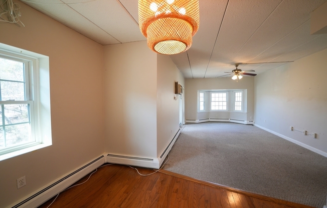 3 beds, 2 baths, 1,156 sqft, $3,800, Unit 41A