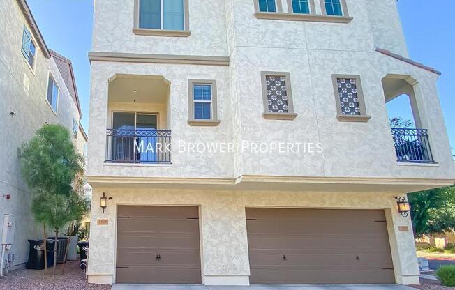 2 beds, 2.5 baths, 1,369 sqft, $1,949