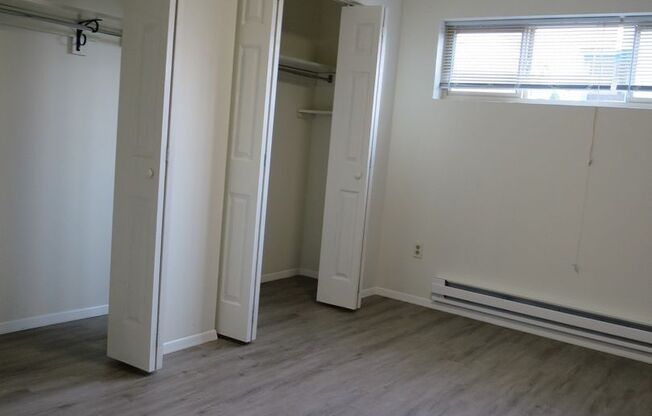 BCEDAR8A - Cedar Crest Apartment