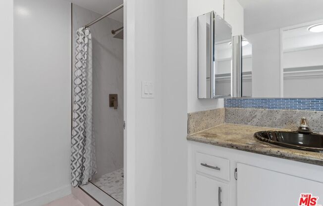 2 beds, 1.8 baths, 1,114 sqft, $5,400, Unit 1703