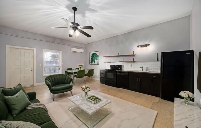 1 bed, 1 bath, 595 sqft, $849, Unit Urban Studios: 5300-#39
