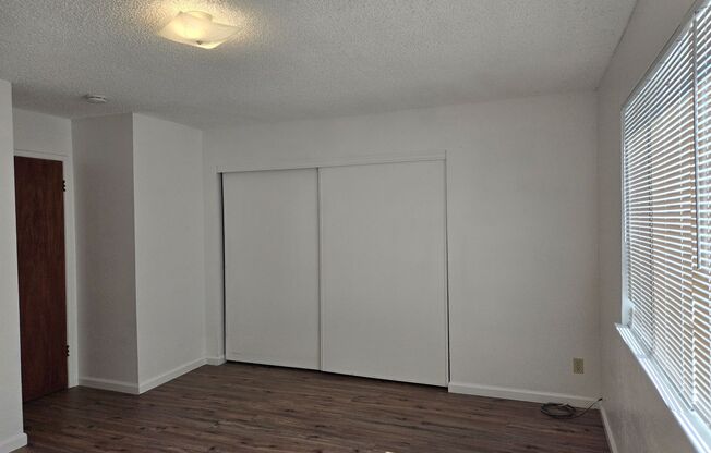 1 bed, 1 bath, $1,299, Unit 18