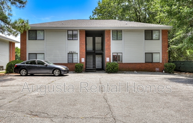 2824 C THOMAS LN