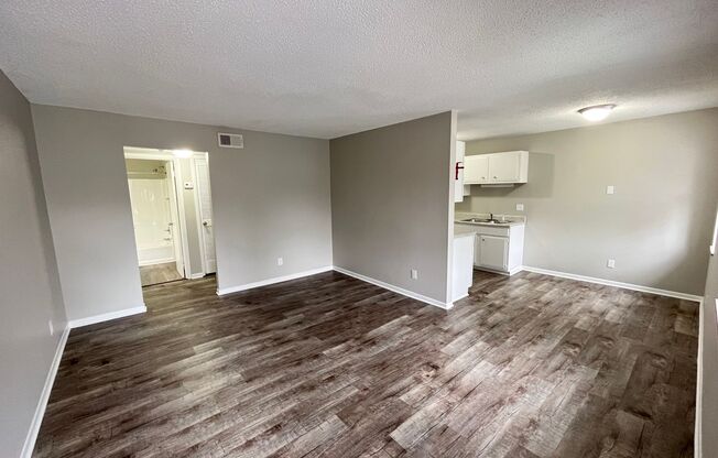 Stockton Apartments- Holly Berry Community 1 Bed/1 Bath