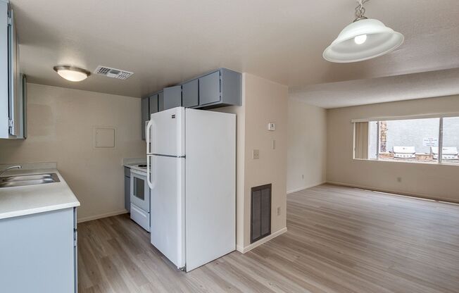 $500 off move in, Ready for Immediate Move in!