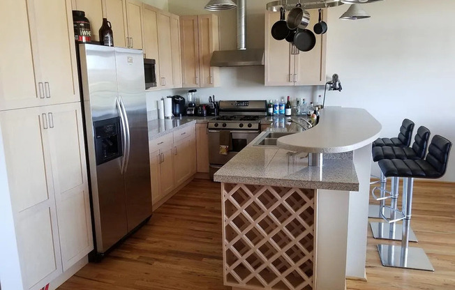 1800 Lawrence St Apt 203