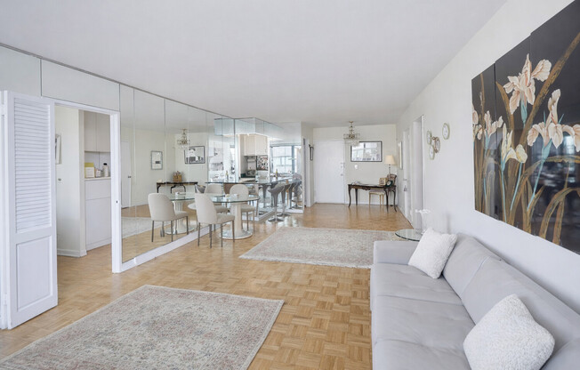 1 bed, 1 bath, 732 sqft, $5,000, Unit 31E