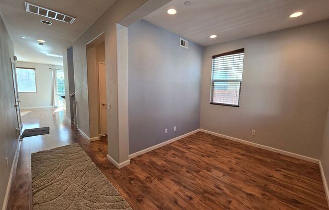 Spacious Home in Amenity-Rich Community