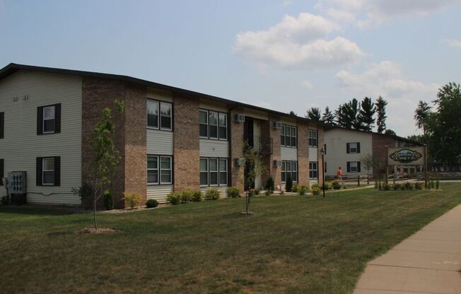 2 beds, 1 bath, $1,045, Unit 615-01
