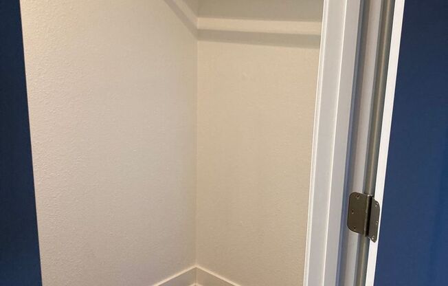 2 beds, 2 baths, 900 sqft, $1,750, Unit 224