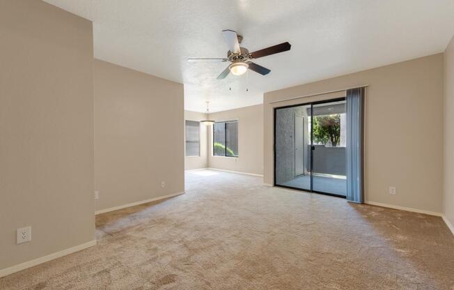 1, 2, and 3-Bedroom Sandia Apartments near Me