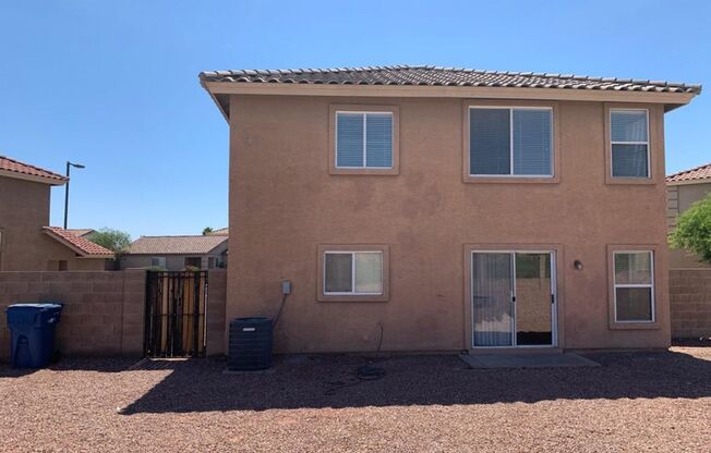 4 beds, 2 baths, $1,750