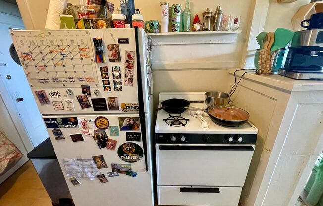 1 bed, 1 bath, $950, Unit 46
