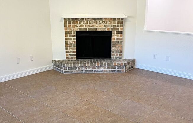 2700 N 16th St #44, Beaumont, TX 77703