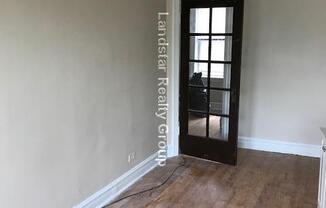 4103 N SACRAMENTO