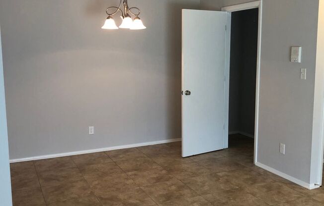 1 bed, 1 bath, 755 sqft, $1,099, Unit 5815D