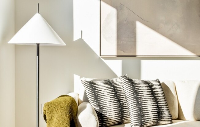 1 bed, 1 bath, $3,531, Unit PH03