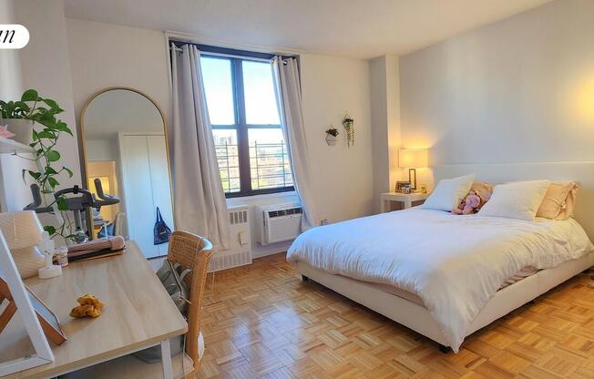 2 beds, 1 bath, $5,900, Unit 15B