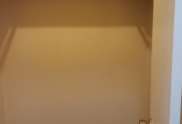 Studio, 1 bath, $2,125, Unit 504