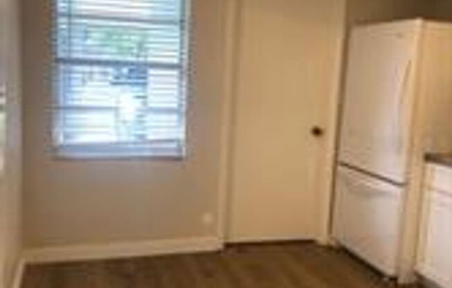 2419 Cedar Ave.
