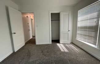 2 beds, 1 bath, $950