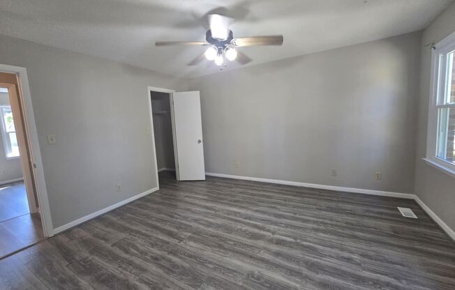 3 beds, 2 baths, $1,500