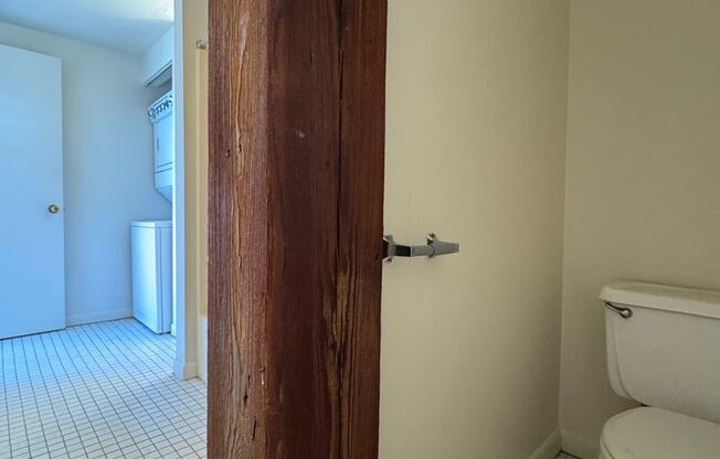 Studio, 1 bath, 650 sqft, $975, Unit 402