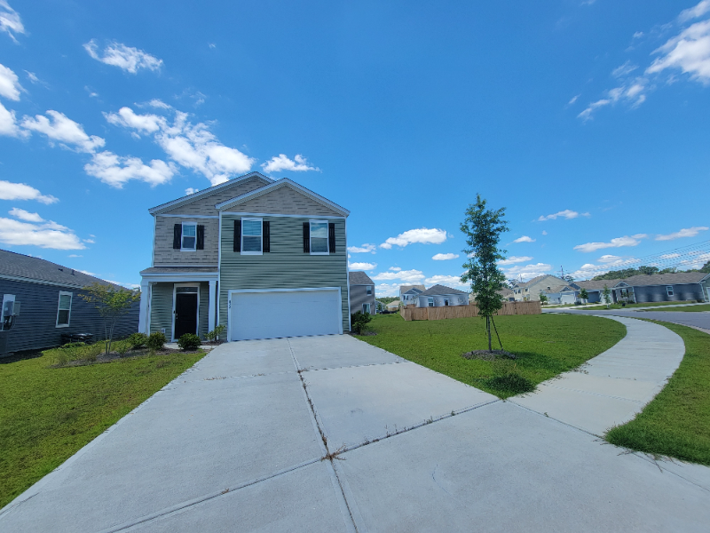 1032 PERIDOTE WAY