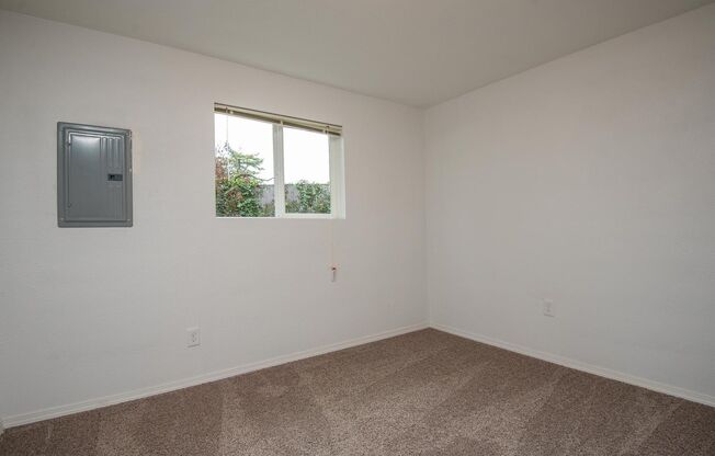 2 beds, 1 bath, 760 sqft, $1,495, Unit 11