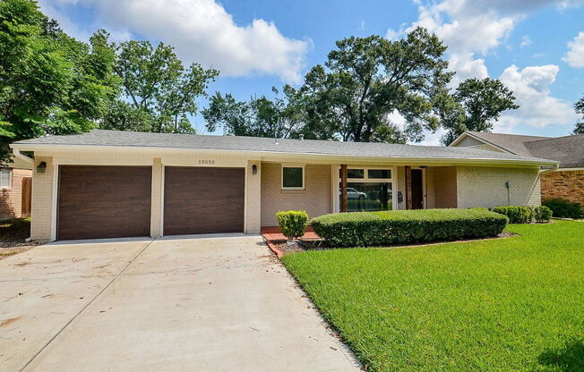 10050 HADDINGTON DR