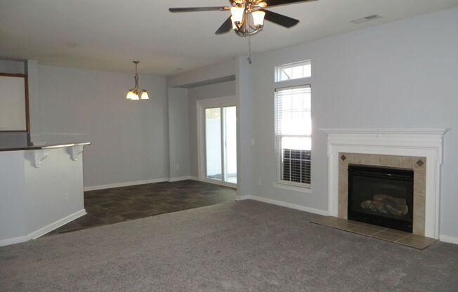 3 beds, 2.5 baths, $2,400