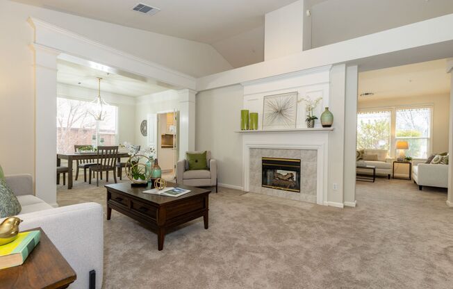 Livermore Pulte Estates single story Contemporary 4 bed / 2 ba, 3 car garage, beautiful yard, small dogs OK - 2 year lease