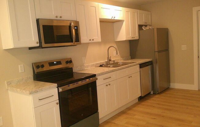 Amazing 2 Bed 1 Bath House