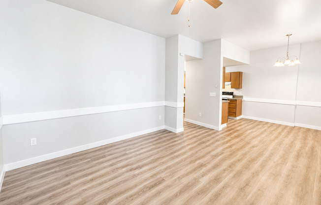 2 beds, 2 baths, 770 sqft, $1,550, Unit 1120