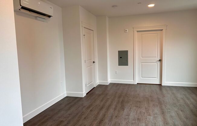 1 bed, 1 bath, 453 sqft, $2,195, Unit 410-201