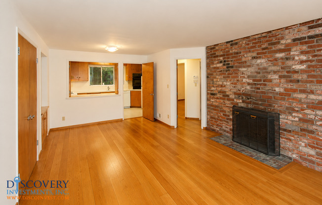 Contemporary North Berkeley 2 Bedroom Condominium