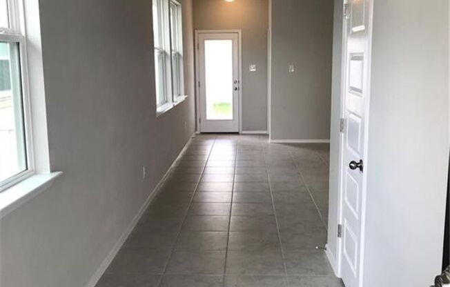 FABULOUS ONE STORY HOME IN CASETTA RANCH--KYLE, tX