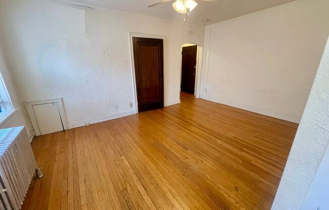 2631 N Cramer