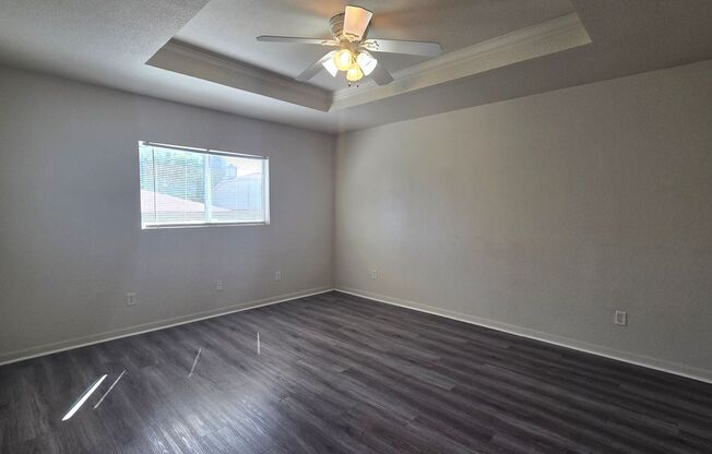 3 beds, 2 baths, $1,600