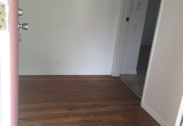 1 bed, 1 bath, 780 sqft, $1,489, Unit D105 H/C