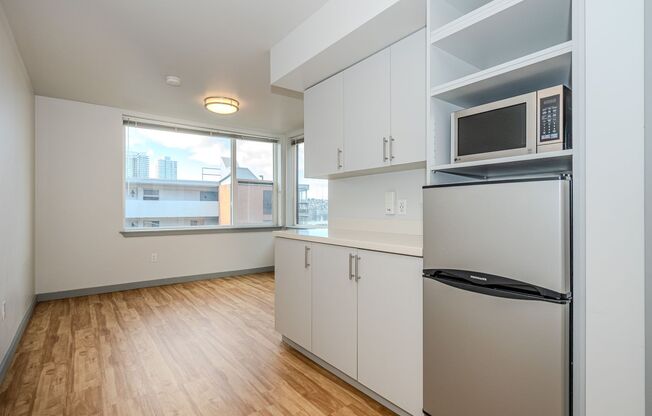 Studio, 1 bath, 182 sqft, $1,270, Unit 204