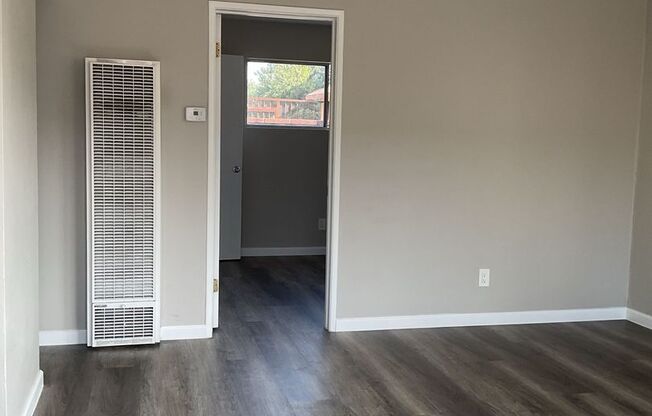 2 beds, 1 bath, 600 sqft, $2,395, Unit 16108 1/4