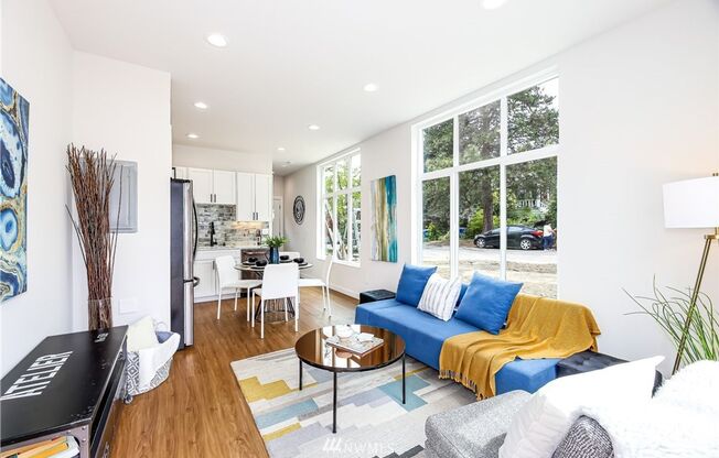 Mt Baker/Madrona Townhouse