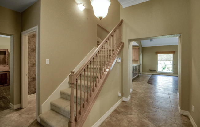 217 MECCA DR