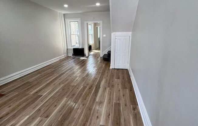 Huge 5 bedroom house with off-street parking