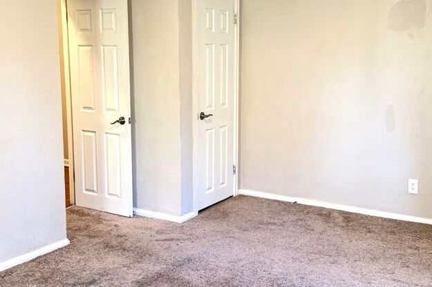 1 bed, 1 bath, 800 sqft, $1,295, Unit Unit 9-D