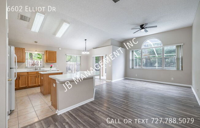 6602 ELLIOT DR