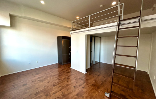550 JESSIE ST