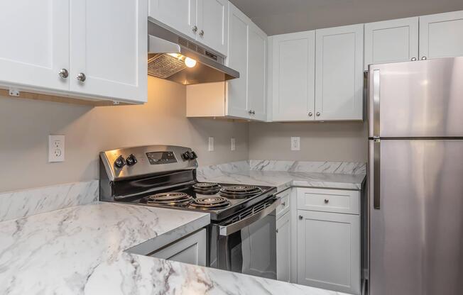 3 beds, 1 bath, $1,595